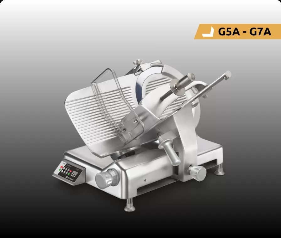 Affettatrice a gravit&agrave; o verticale: quale scegliere per la tua attivit&agrave;